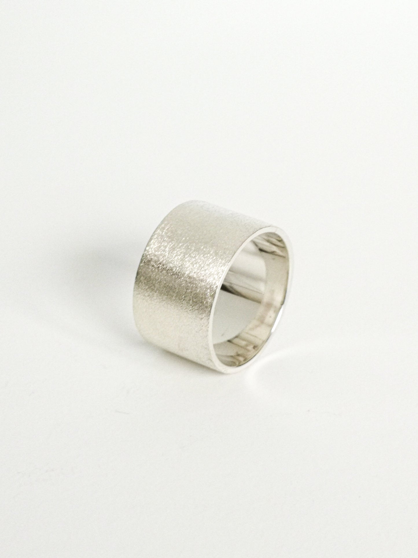 Textured Cigar Band
