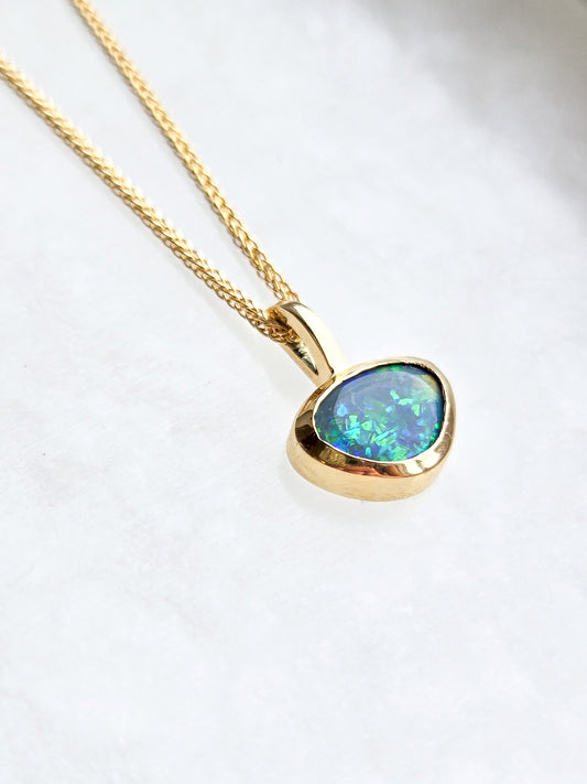 Lightning Ridge Opal Pendant