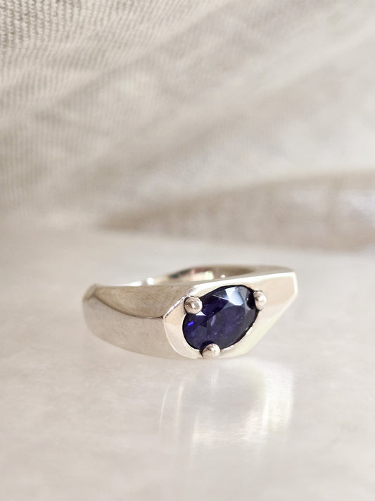 Iolite Geometric Ring