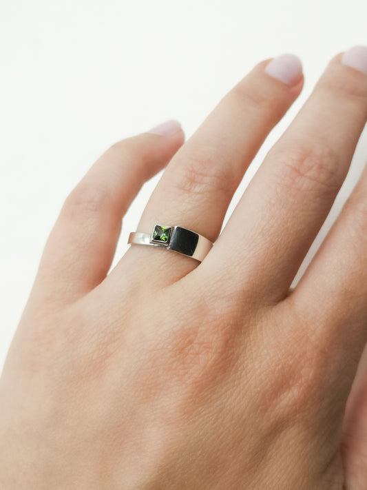 The Tourmaline Tapering Wrap Ring