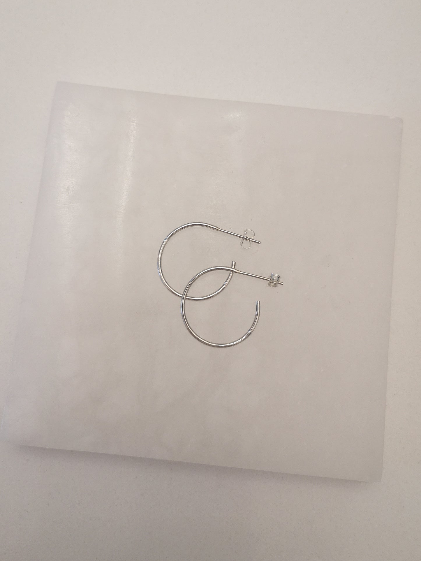 Round Wire Hoops