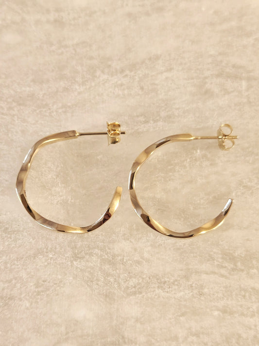 Wave Hoops